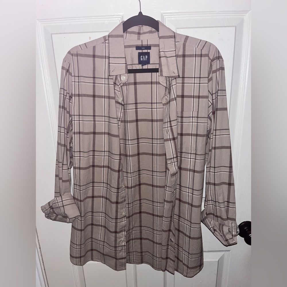 GAP button down shirt
